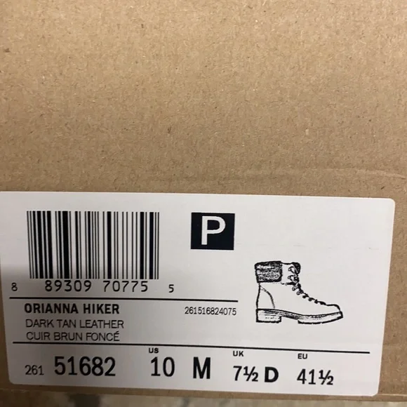 CLARKS - Orianna Hiker - Picture 11 of 12